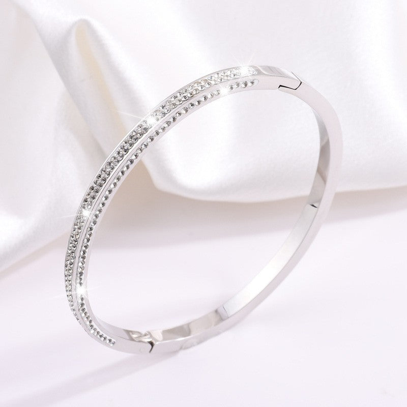 Avelina Rosanelli Bracelet | White Gold