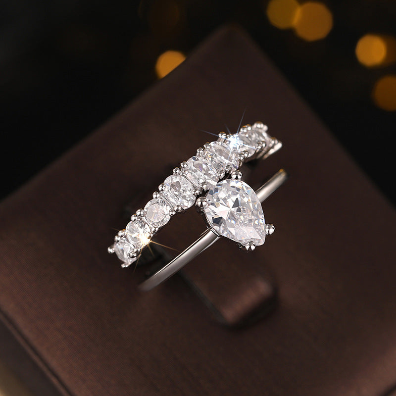 Vivienne Hartley Ring | White Gold