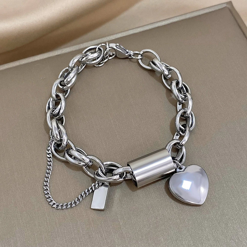Heartened Chunky Bracelet | White Gold